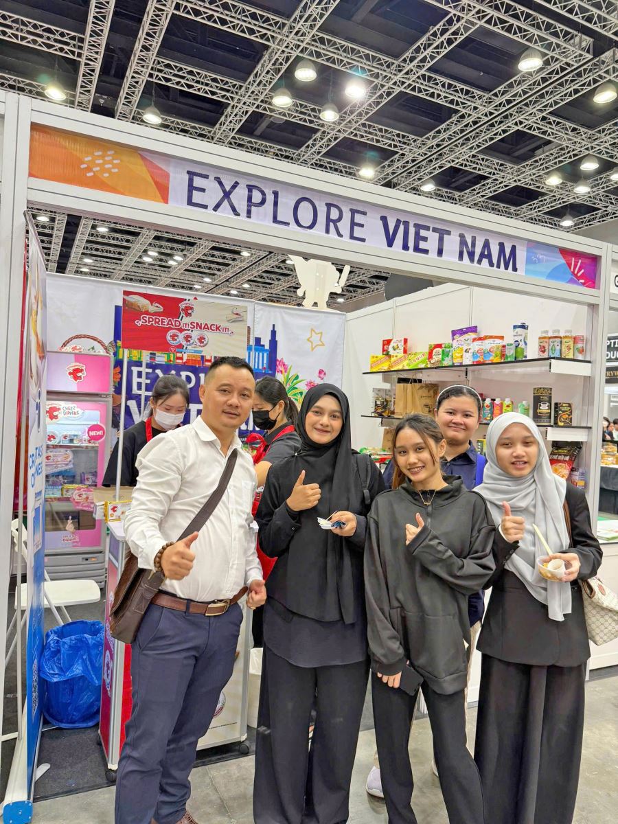 tin-tuc-napoli-napoly-tham-du-hoi-cho-mifb-2025-tai-kuala-lumpur-khang-dinh-vi-the-ca-phe-viet-tren-thi-truong-quoc-te