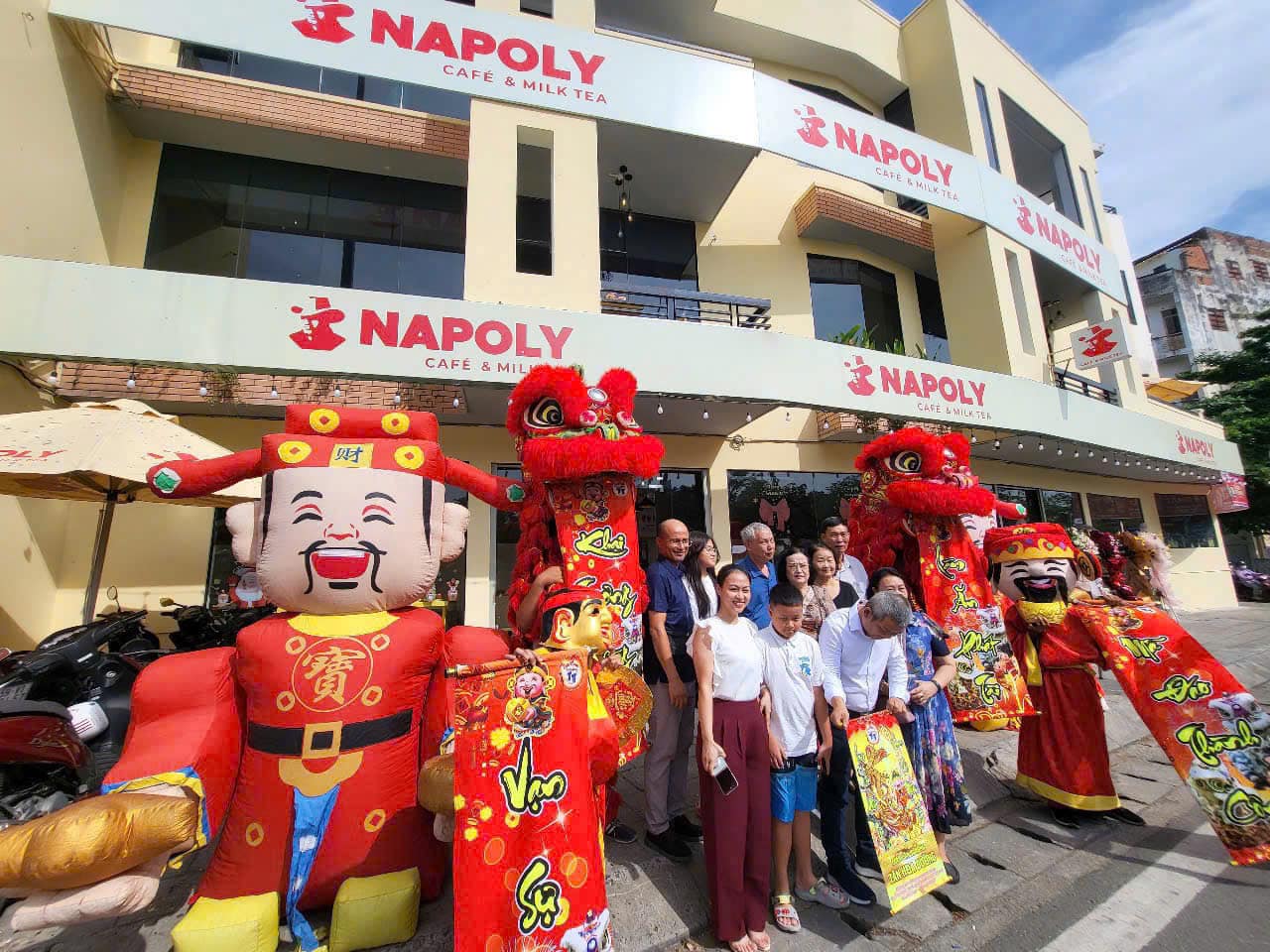 tin-tuc-napoli-vi-tri-tot-co-hoi-lon-–-mo-quan-ca-phe-tai-khu-vuc-sam-uat-de-dam-bao-doanh-thu