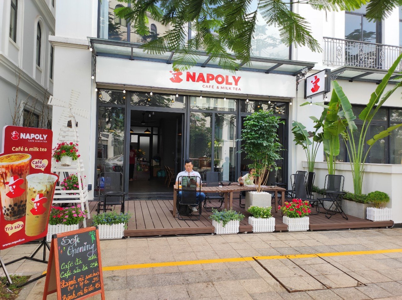 tin-tuc-napoli-cach-lap-ngan-sach-cho-chu-quan-ca-phe-khoi-nghiep