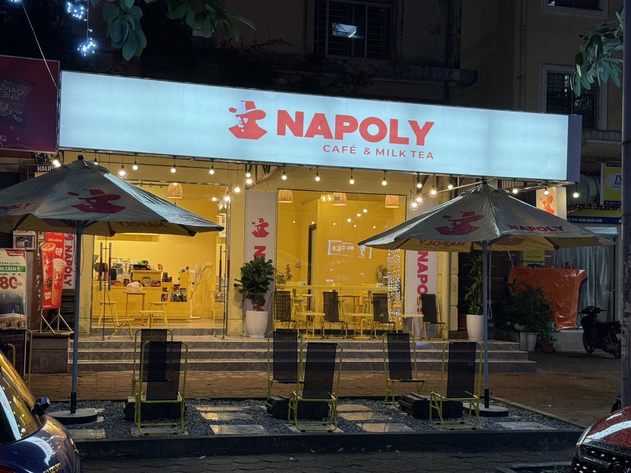 tin-tuc-napoli-cach-xay-dung-concept-va-truyen-thong-cho-quan-ca-phe-tro-nen-khac-biet